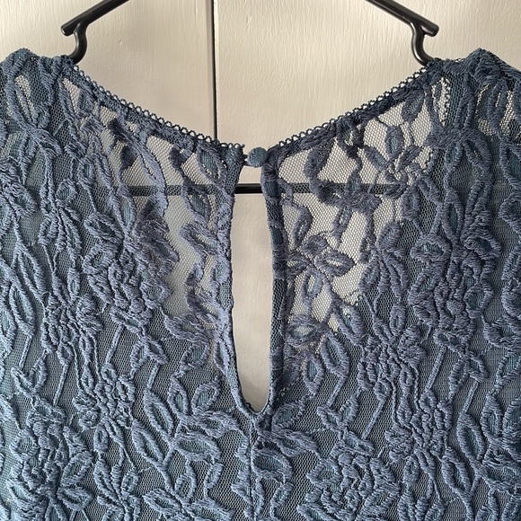 Beautiful Torrid Lace Navy Blue Midi Dress Size 0 - Picture 10 of 14
